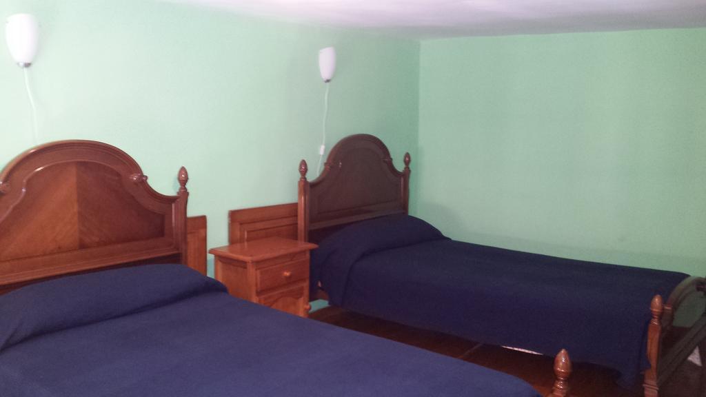 Hostal Rico Madrid Ngoại thất bức ảnh