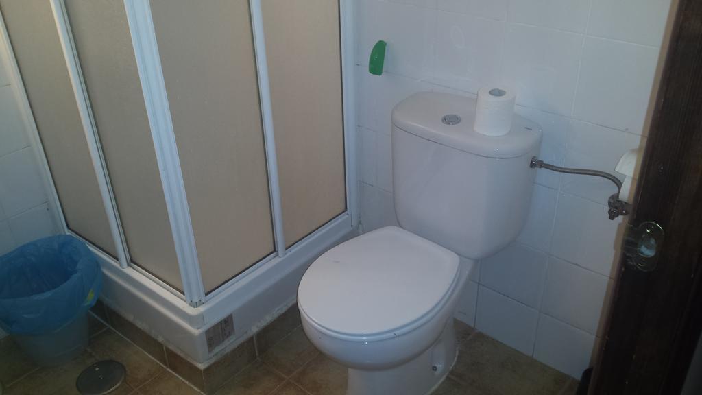 Hostal Rico Madrid Ngoại thất bức ảnh